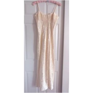 Victoria's Secret GOLD LABEL Ivory Nightgown
